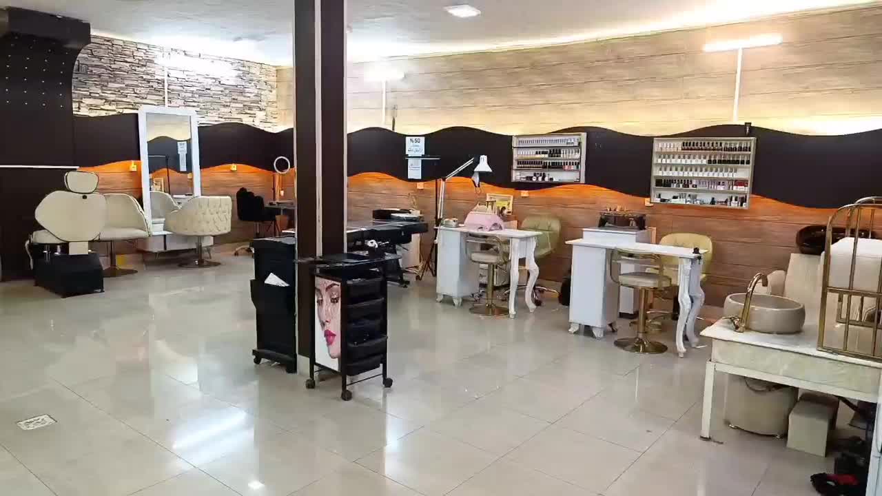نیازمند پرسنل حرفه ای و پر مشتری در لاین های مختلف|خدمات آرایشگری و زیبایی|قم, زنبیل آباد|دیوار