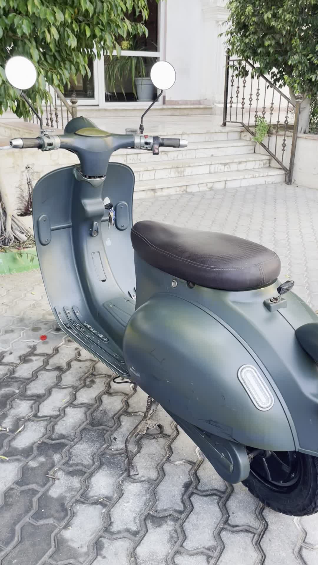 وسپا یشمی کارکرده|موتورسیکلت|کیش, |دیوار