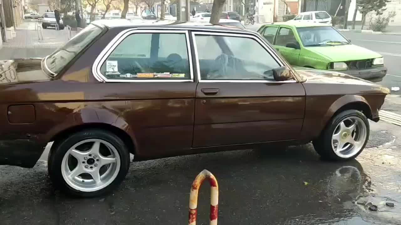 بی ام و ۳۲۰ BMW e21|خودرو کلاسیک|تهران, دانشگاه علم و صنعت|دیوار