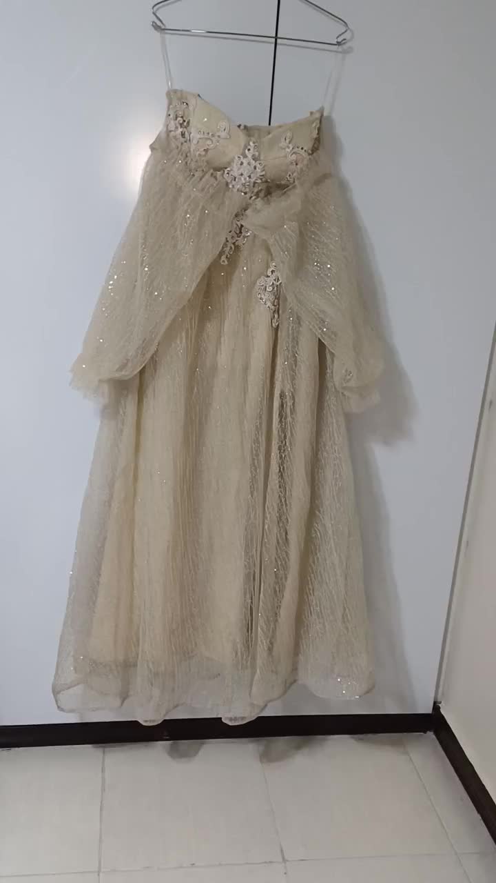 لباس مجلسی زنانه|لباس|شاهین‌شهر, فردوسی|دیوار