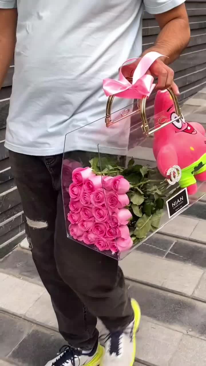 انواع دسته گل و باکس زیبا دلخواه شماکپشن خونده بشه|گل مصنوعی|شیراز, پودنک|دیوار