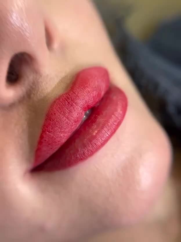 شیدینگ لب و میکروبلیدینگ ابرو و خط چشم در سالن|خدمات آرایشگری و زیبایی|لولمان, |دیوار