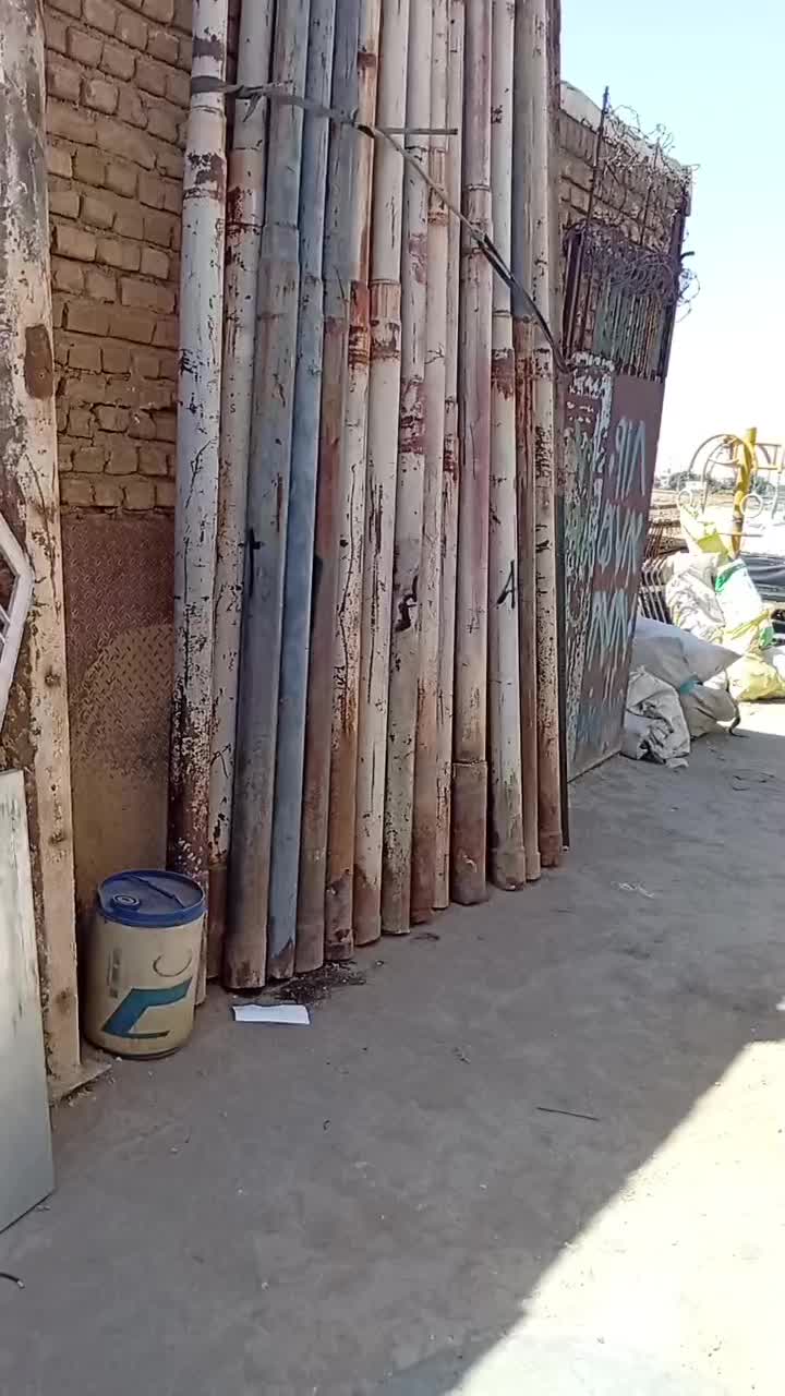 لوله آهنی جهت استفاده برای ستون و پایه چراغ|عمدهفروشی|همدان, |دیوار