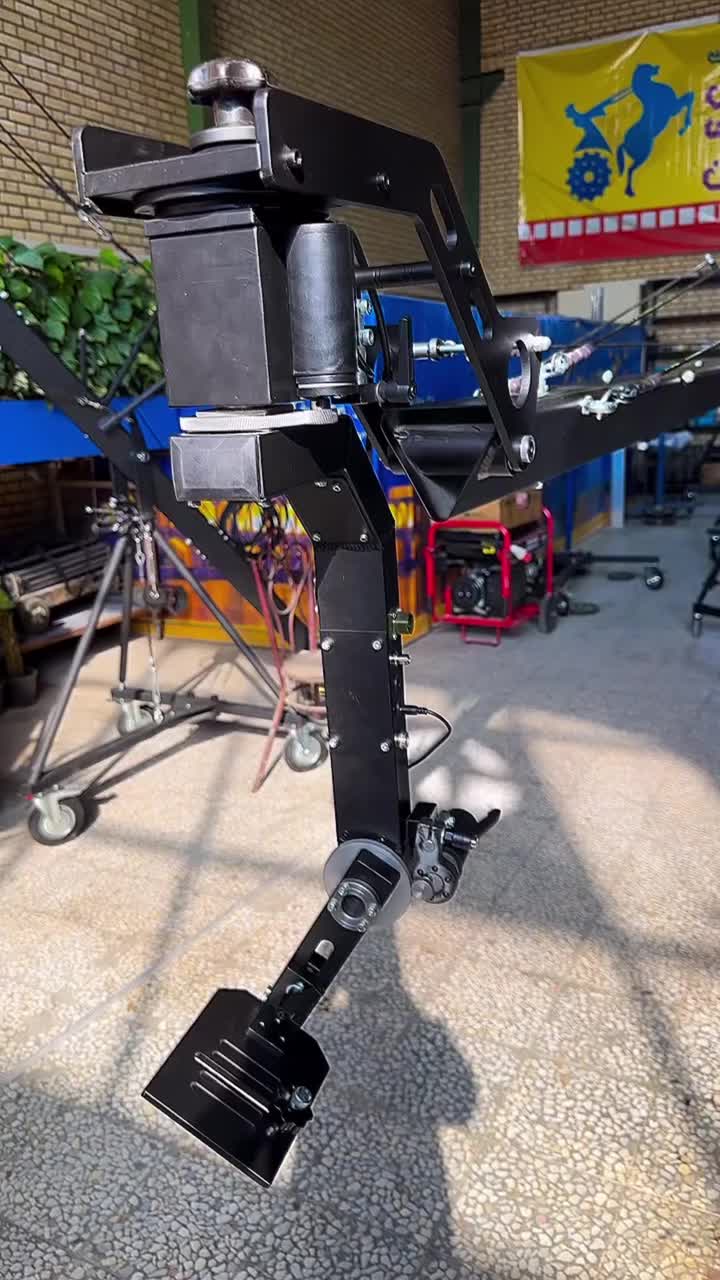 کرین طرح SECCED مدل PERSIAN 2500|دوربین عکاسی و فیلم‌برداری|اصفهان, باغ فدک|دیوار