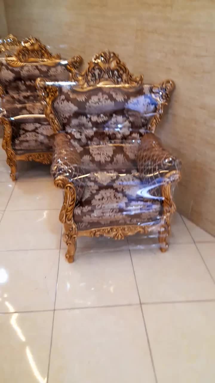 مبل سلطنتی ۷نفره با میز وسط|مبلمان خانگی و میز عسلی|مشکین‌دشت, |دیوار