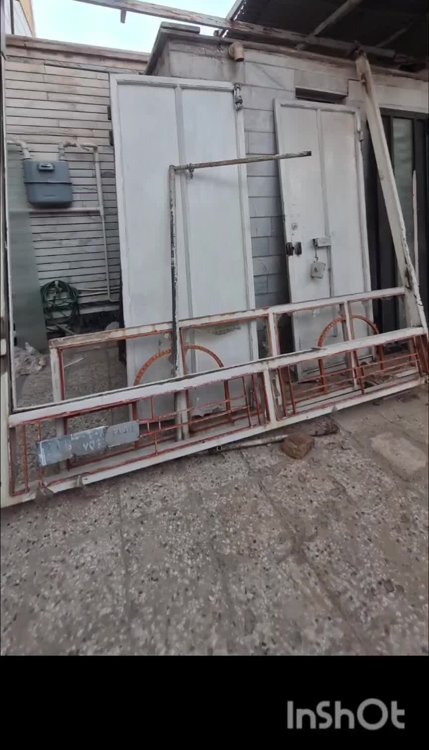 فروش درب حیاط قیمت توافقی|مصالح و تجهیزات ساختمان|قم, لسانی|دیوار