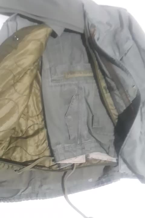 آور کت و شلوار آمریکایی|لباس|برخوار, |دیوار