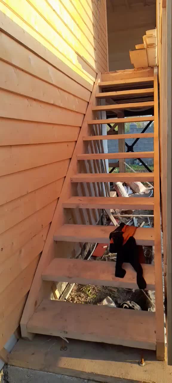 اجرای خانه های چوبی سوئیسی شیروانی|خدمات پیشه و مهارت|سنگر, |دیوار