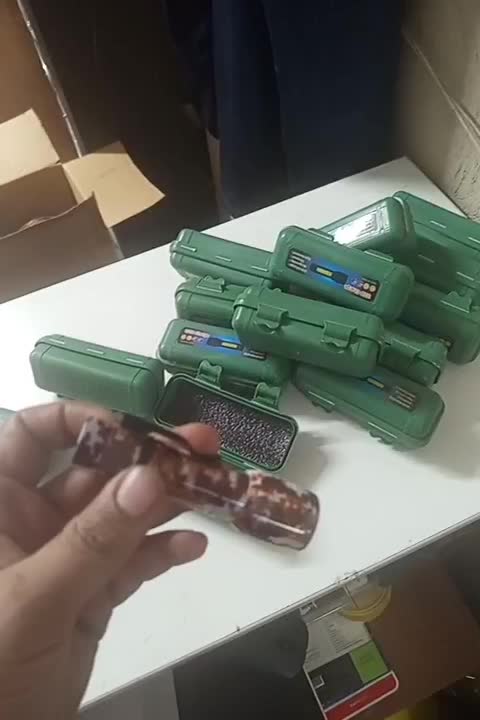 فروش فوری تعدادی چراغ قوه شارژی کوچک|لامپ و چراغ|شیراز, شهرک سراج|دیوار