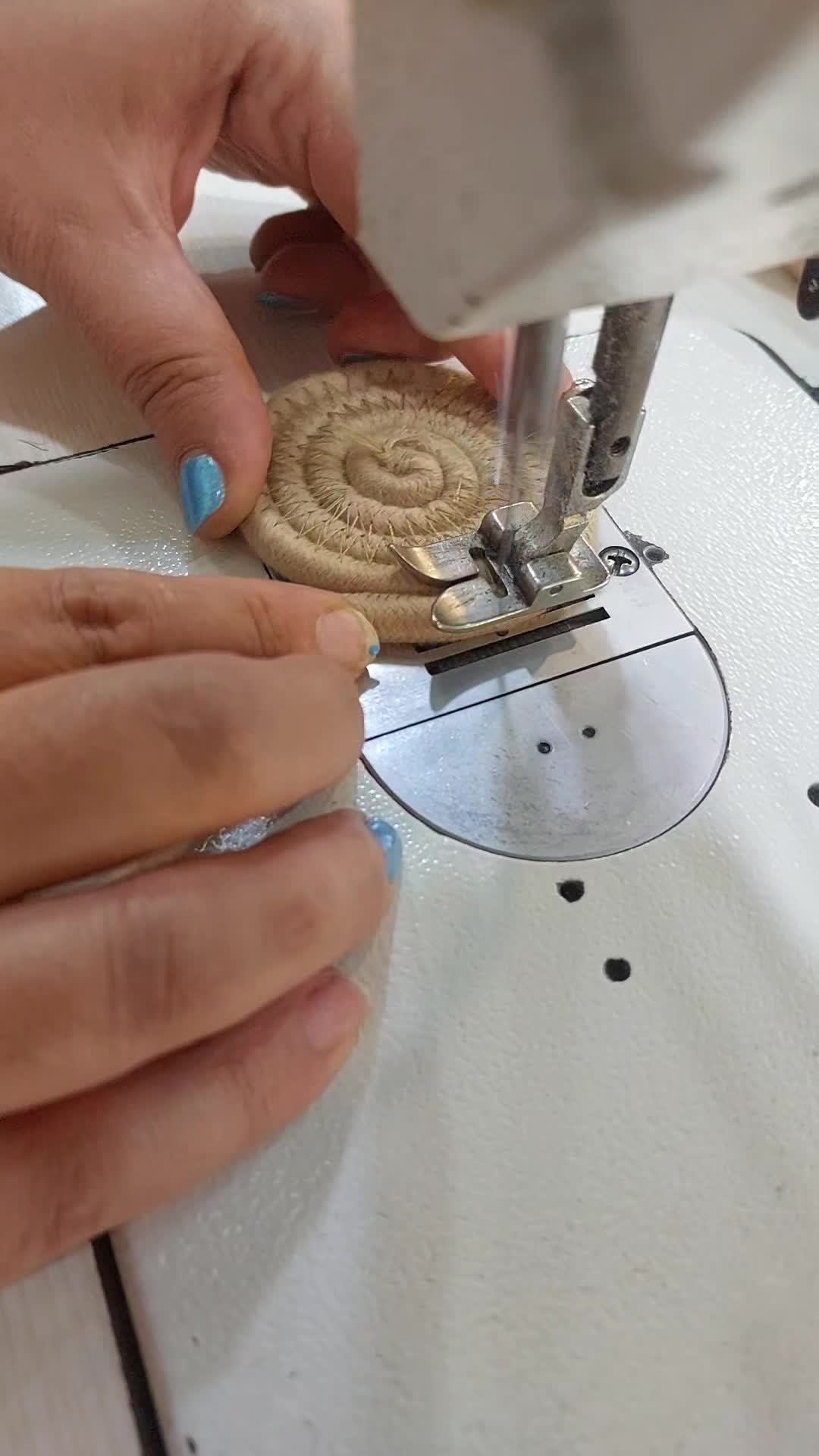 چرخکار ماهر .خیاط حرفه ای .زیگزال دوز|استخدام صنعتی، فنی، مهندسی|تهران, تختی|دیوار