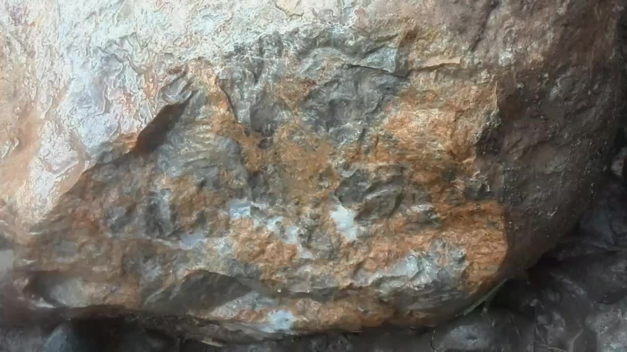 سنگهای قیمتی|جواهرات|گنبد کاووس, |دیوار