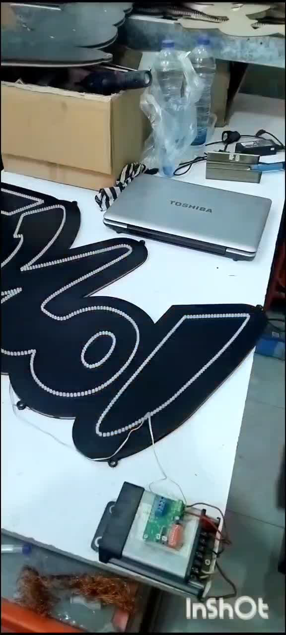 ساخت تابلو ال ای دی چشمک زن تعمیرات تابلو سازی|خدمات پیشه و مهارت|نظرآباد, نظرآباد|دیوار