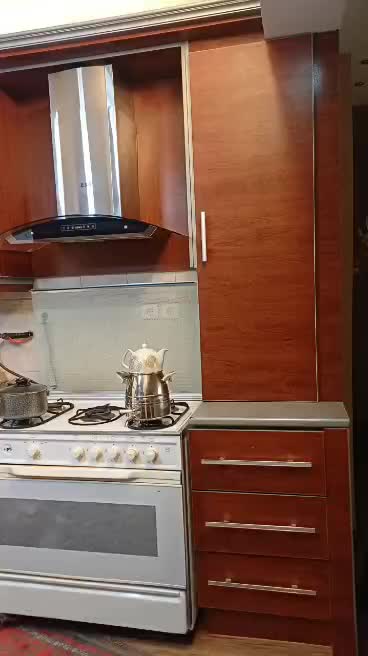 فروش کابینت تمام MDF سالم|میز و صندلی غذاخوری|فولادشهر, B7|دیوار