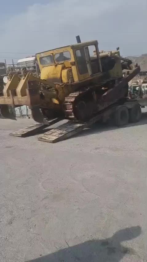 بلدوزر کاترپیلار D8H|ماشینآلات صنعتی|تهران, بیبی شهر بانو|دیوار