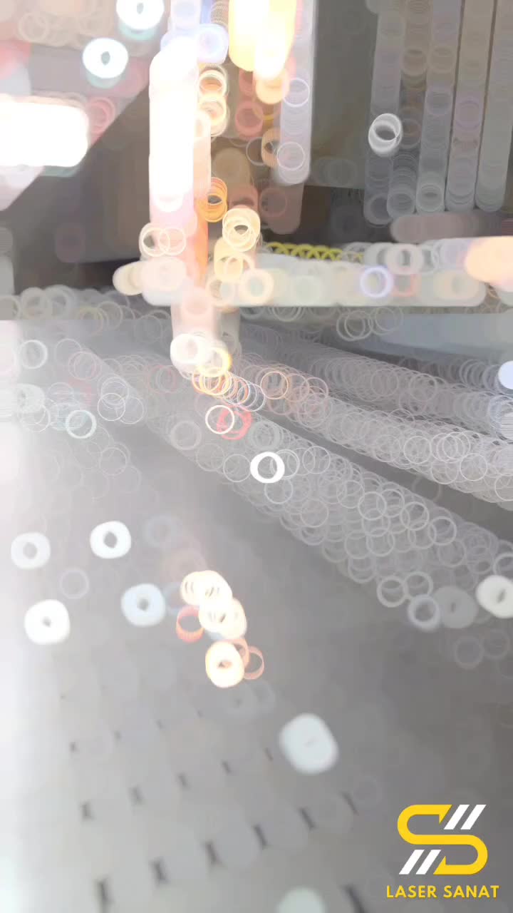 طراحی،نقشه کشی و برش با دستگاه لیزر|خدمات پیشه و مهارت|کاشان, شهرک صنعتی امیرکبیر ۲|دیوار