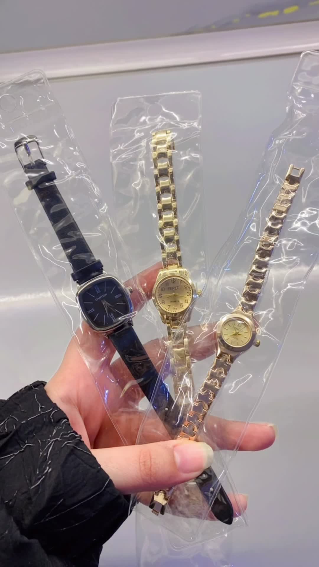 ساعت|ساعت|دهلران, |دیوار