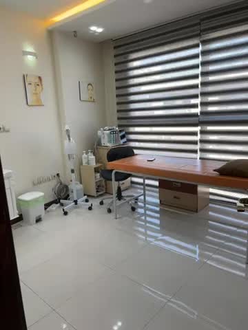 اجاره اتاق به فشیال در مرکز لیزر و مراقبت های پوست|اجارهٔ دفتر کار، اتاق اداری، مطب|مشهد, احمدآباد|دیوار