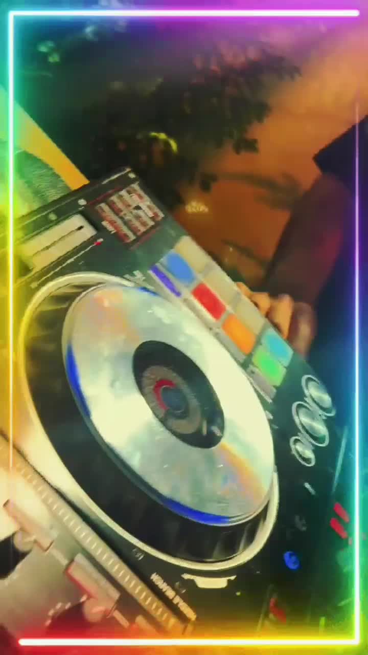اجرای موزیک مجالس دیجی Dj dj|خدمات پذیرایی، مراسم|همدان, |دیوار