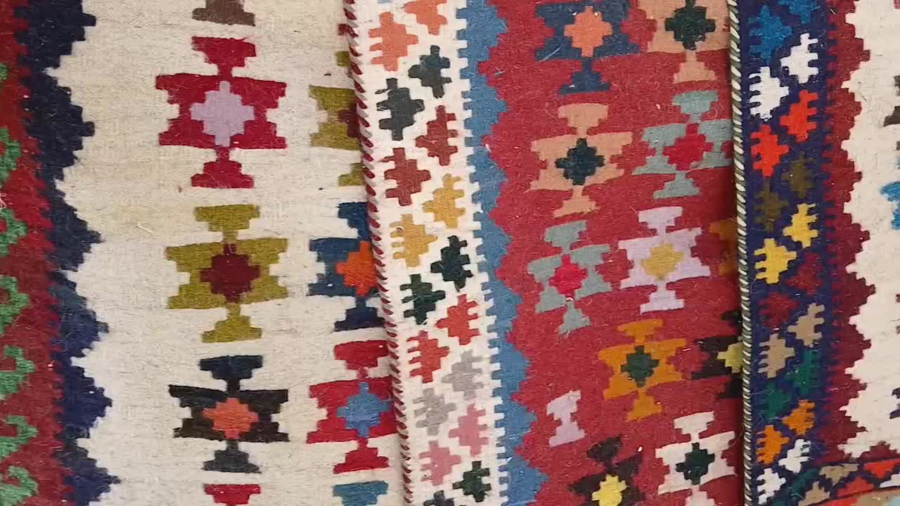 گلیم دستباف قشقایی شیراز|گلیم، جاجیم، گبه|اصفهان, مرداویج|دیوار
