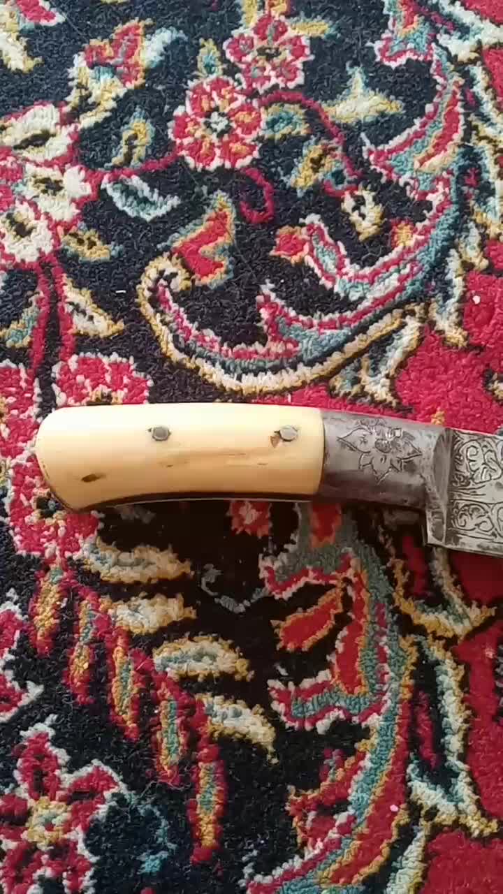 چاقوی کلکسیونی مغولی(شترکُش)|کلکسیون اشیاء عتیقه|نجف‌آباد, حومه نجف آباد|دیوار
