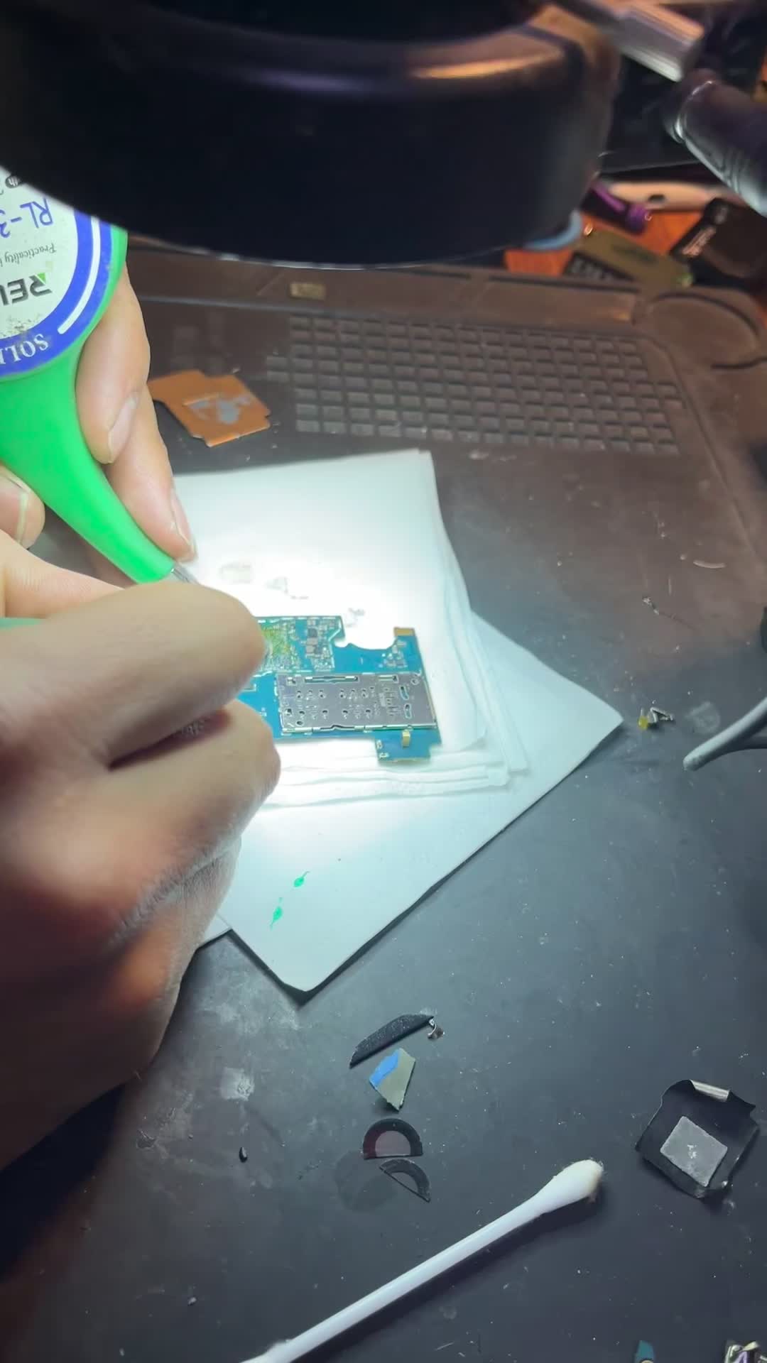 تعمیرات موبایل آیفون و اندرویدوایرپاد اپل|خدمات رایانه‌ای و موبایل|کرج, خرمدشت|دیوار