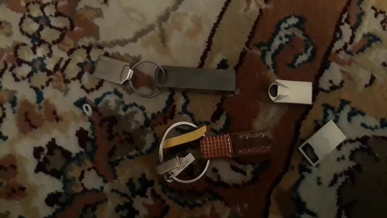فلش USB|لوازم جانبی موبایل و تبلت|قم, شهید صیاد شیرازی|دیوار