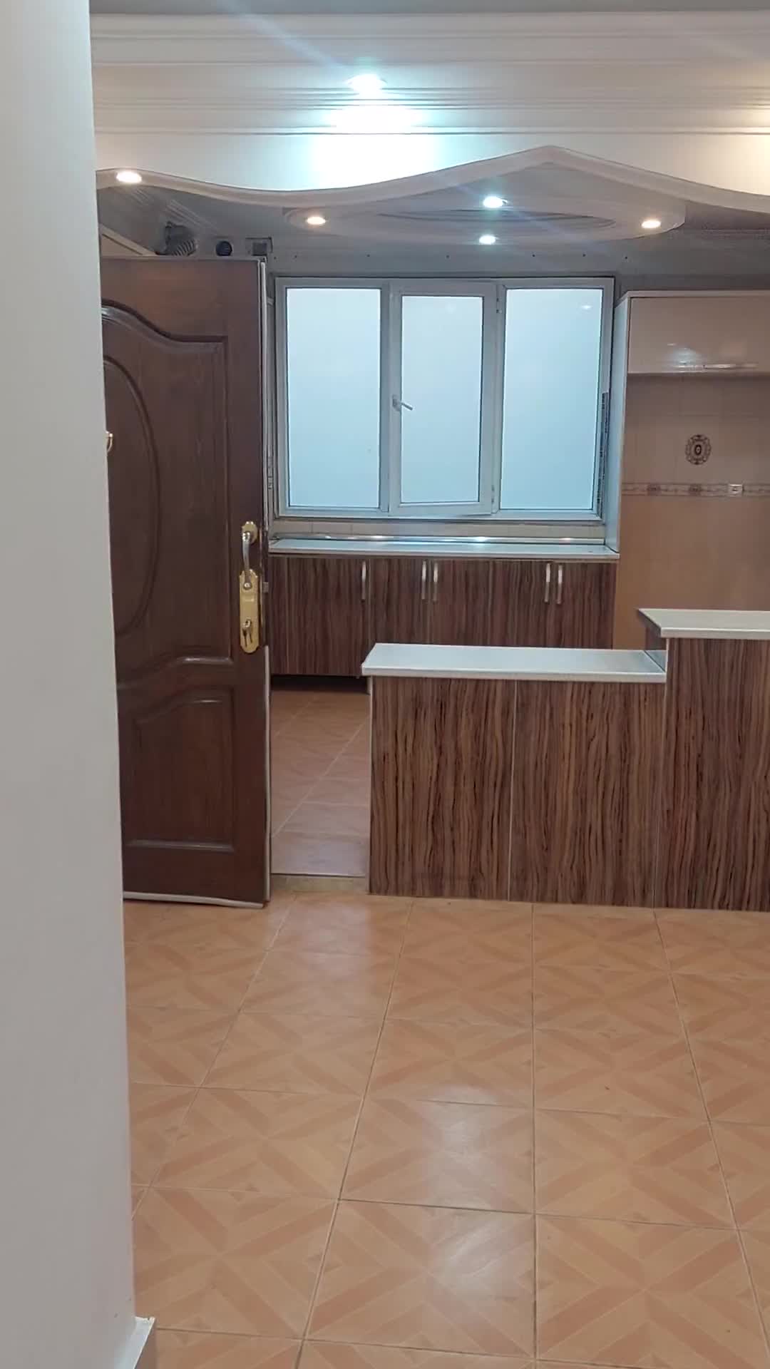 آپارتمان - ۱۴ ساله - ۸۳ متر - فوری - تخلیه|فروش آپارتمان|تهران, جلیلی|دیوار