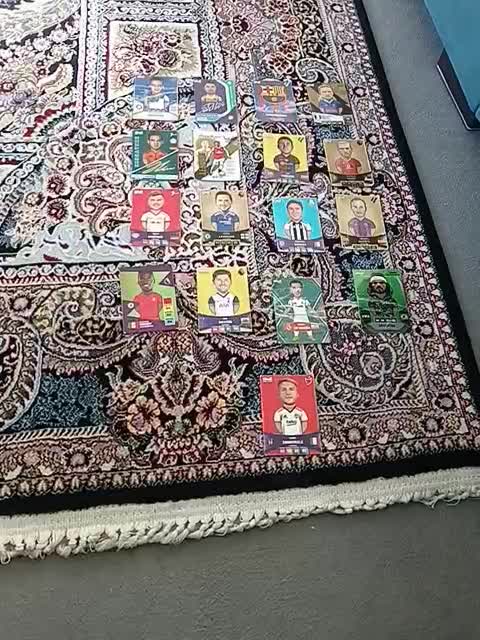 کیمدی|اسباب‌‌بازی|ایلخچی, |دیوار
