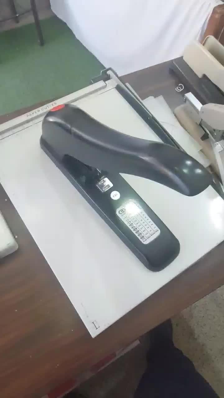 دستگاه منگنه میخکوب مدل CBS JM200|لوازم التحریر|نقده, |دیوار