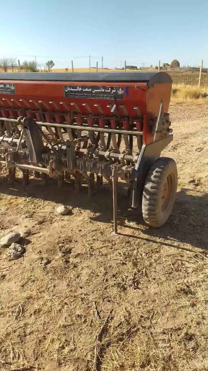 ردیف کار ۱۷ ردیفی دو مخزن .دو گیربکس|ماشینآلات صنعتی|زیویه, |دیوار