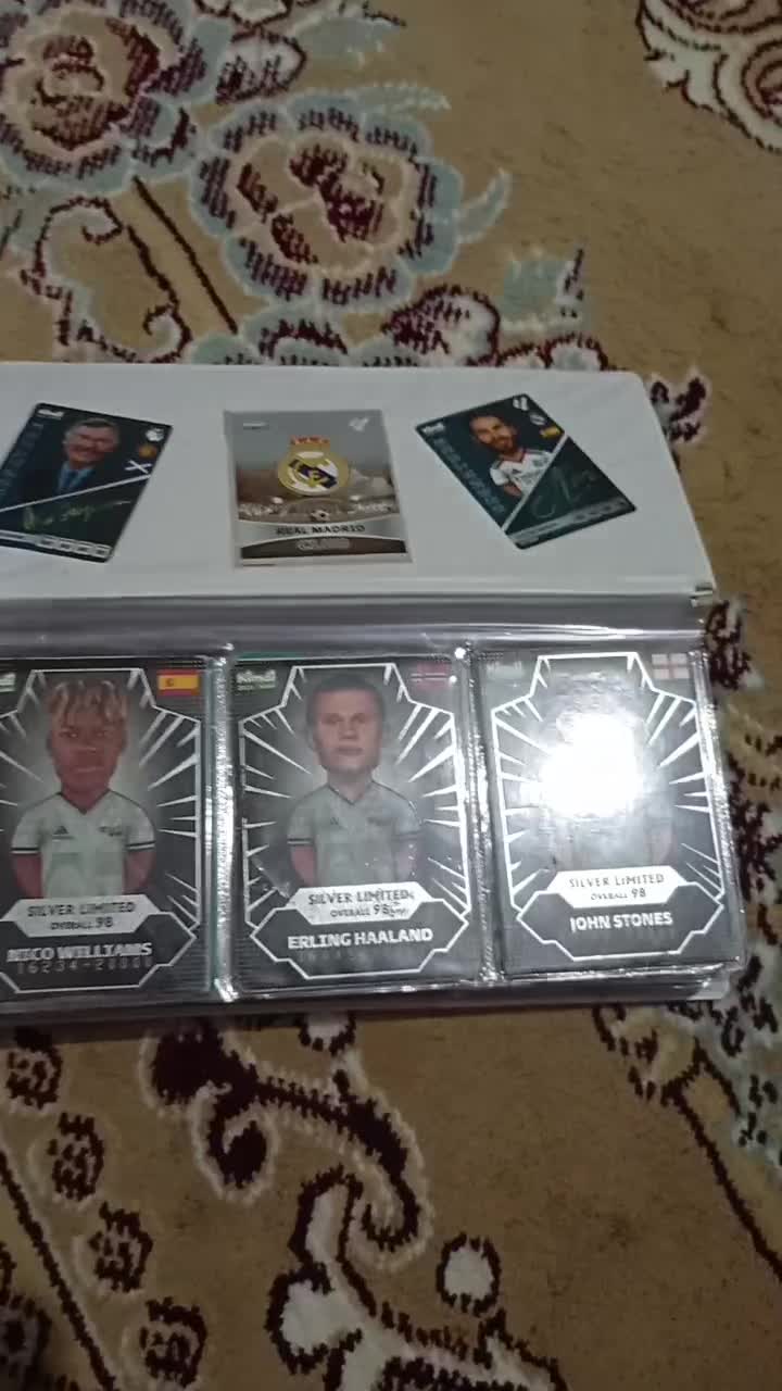 کیمدی همراه با آلبوم و مینی فیگور و برچسب|کلکسیون و سرگرمی|کوهدشت, |دیوار