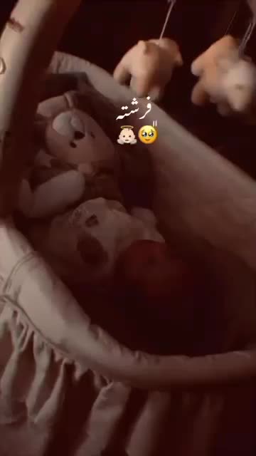 گهواره نوزاد کودک|تخت و سرویس خواب|قم, وادی السلام|دیوار