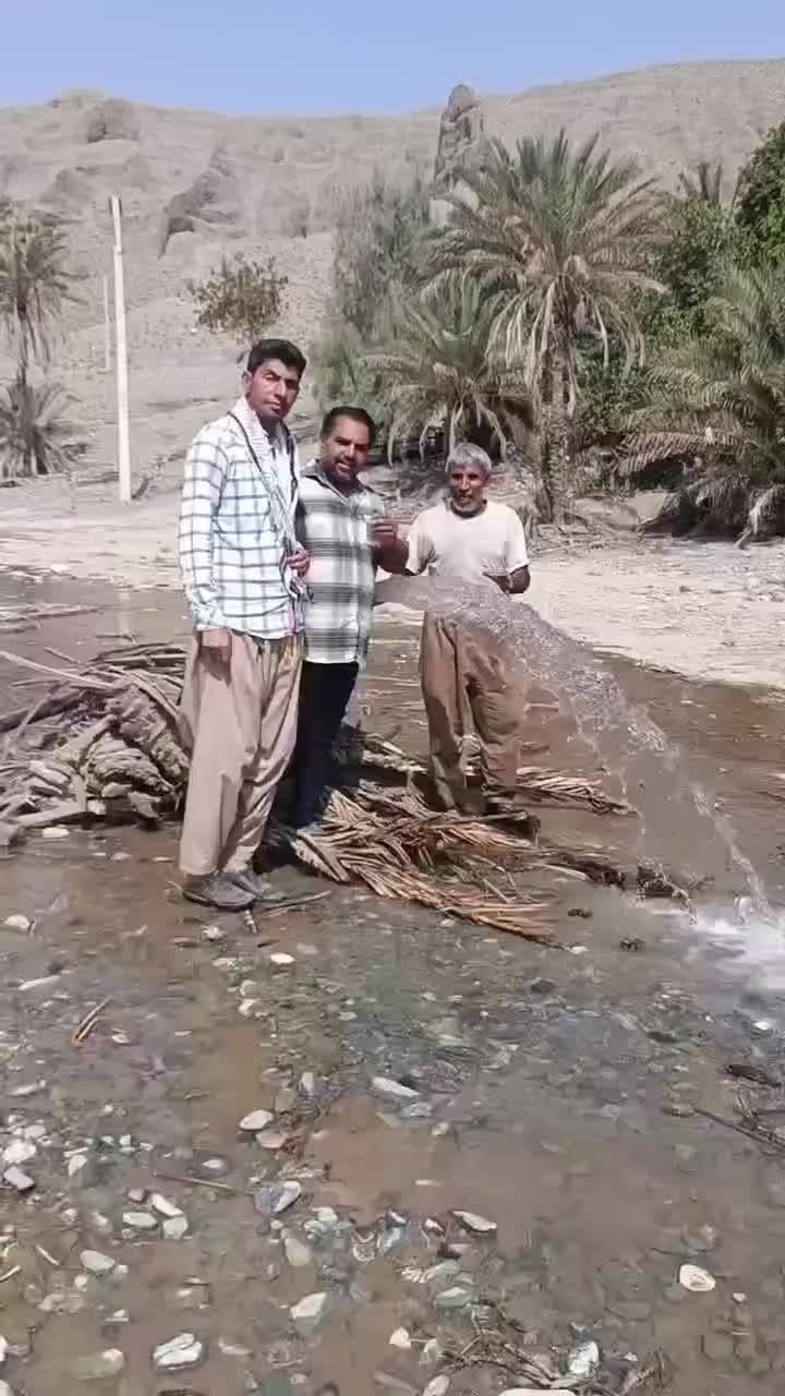 پمپ اب خورشیدی برق خورشیدی|خدمات پیشه و مهارت|داراب, |دیوار