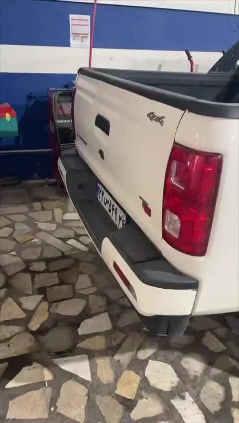 کی ام سی t8|خودرو سواری و وانت|رفسنجان, |دیوار