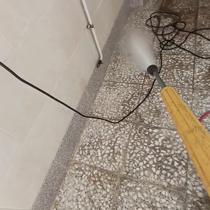 خدمات نظافت راه‌پله‌مشاعات و مبلشویی اِکلا|خدمات نظافت|قزوین, |دیوار