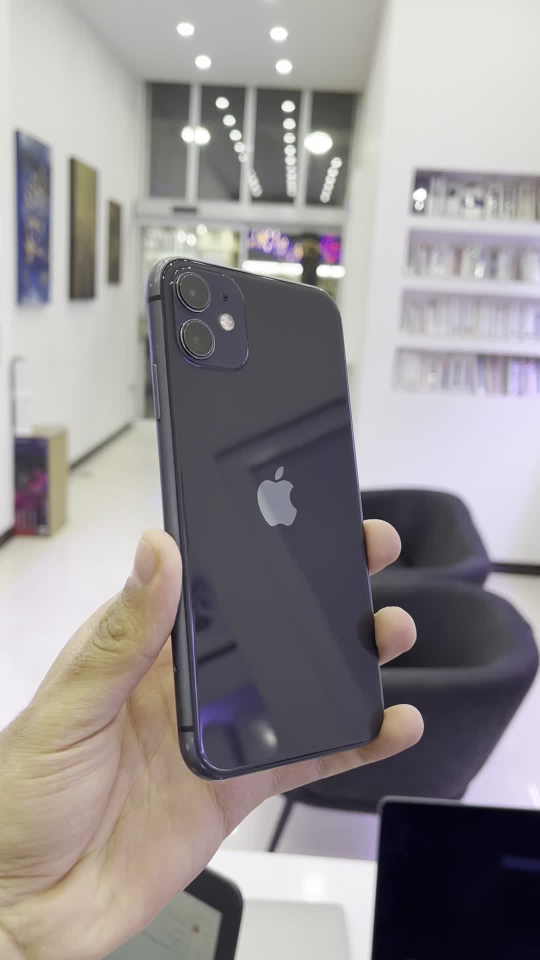 iPhone 11 normal|موبایل|میبد, |دیوار