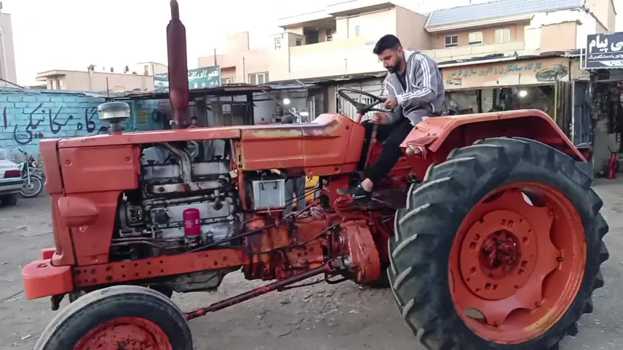 تراکتور رومانی جفت دیفرانسیل مدل ۶۷|خودرو سنگین|اسلام‌‌آباد غرب, |دیوار