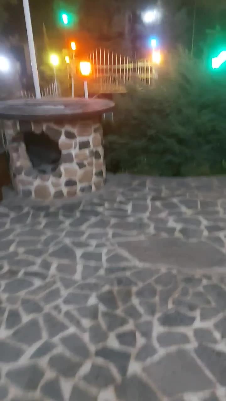 اجاره باغ ویلا واقع در جاده هفت باغ|اجارهٔ کوتاه‌مدت ویلا و باغ|ماهان, |دیوار