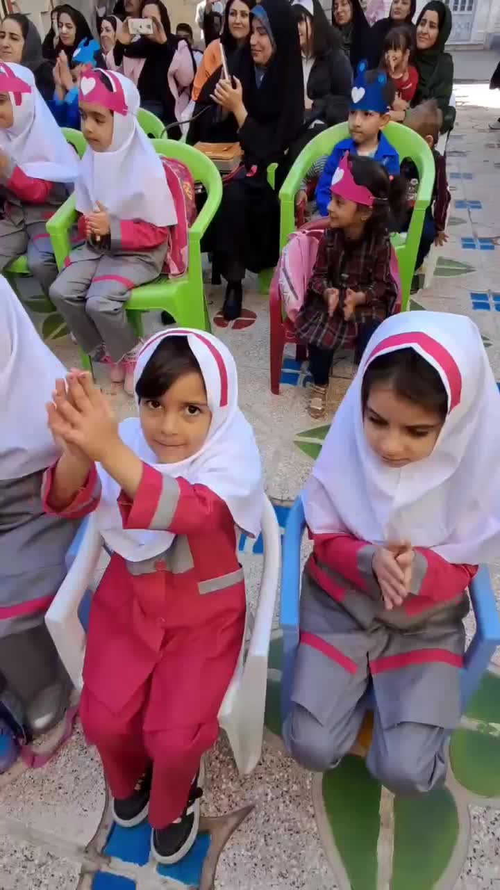 ثبت نام فقط دخترهای 4تا6 ساله تایم عصر|خدمات آموزشی|بروجرد, |دیوار