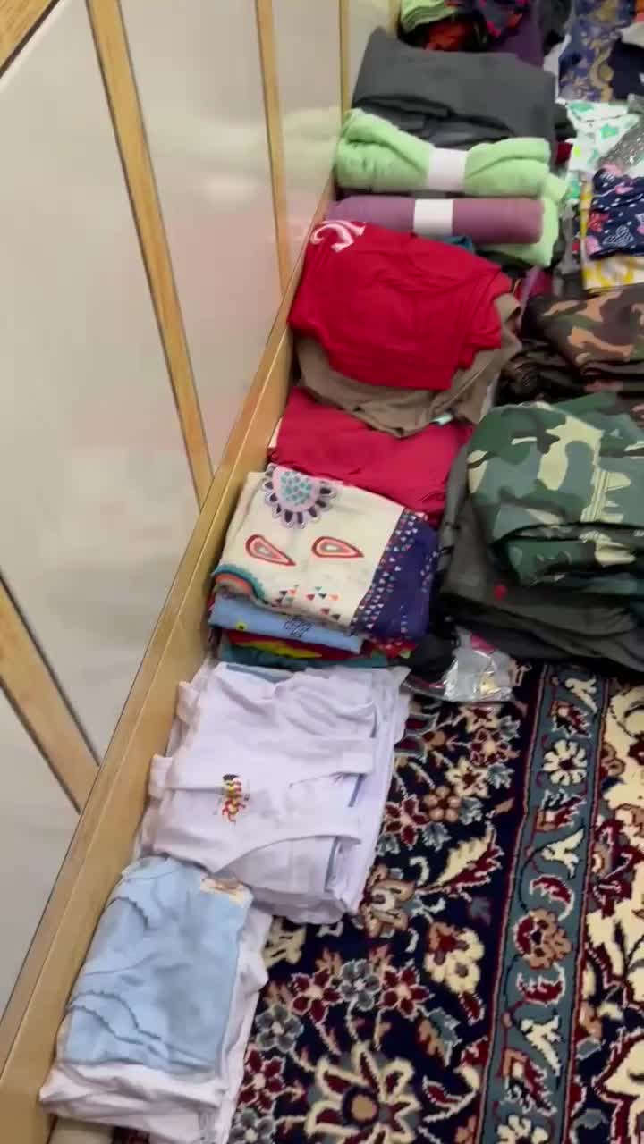 فروش اجناس مغازه به دلیل فروش ملک|لباس|بستک, |دیوار