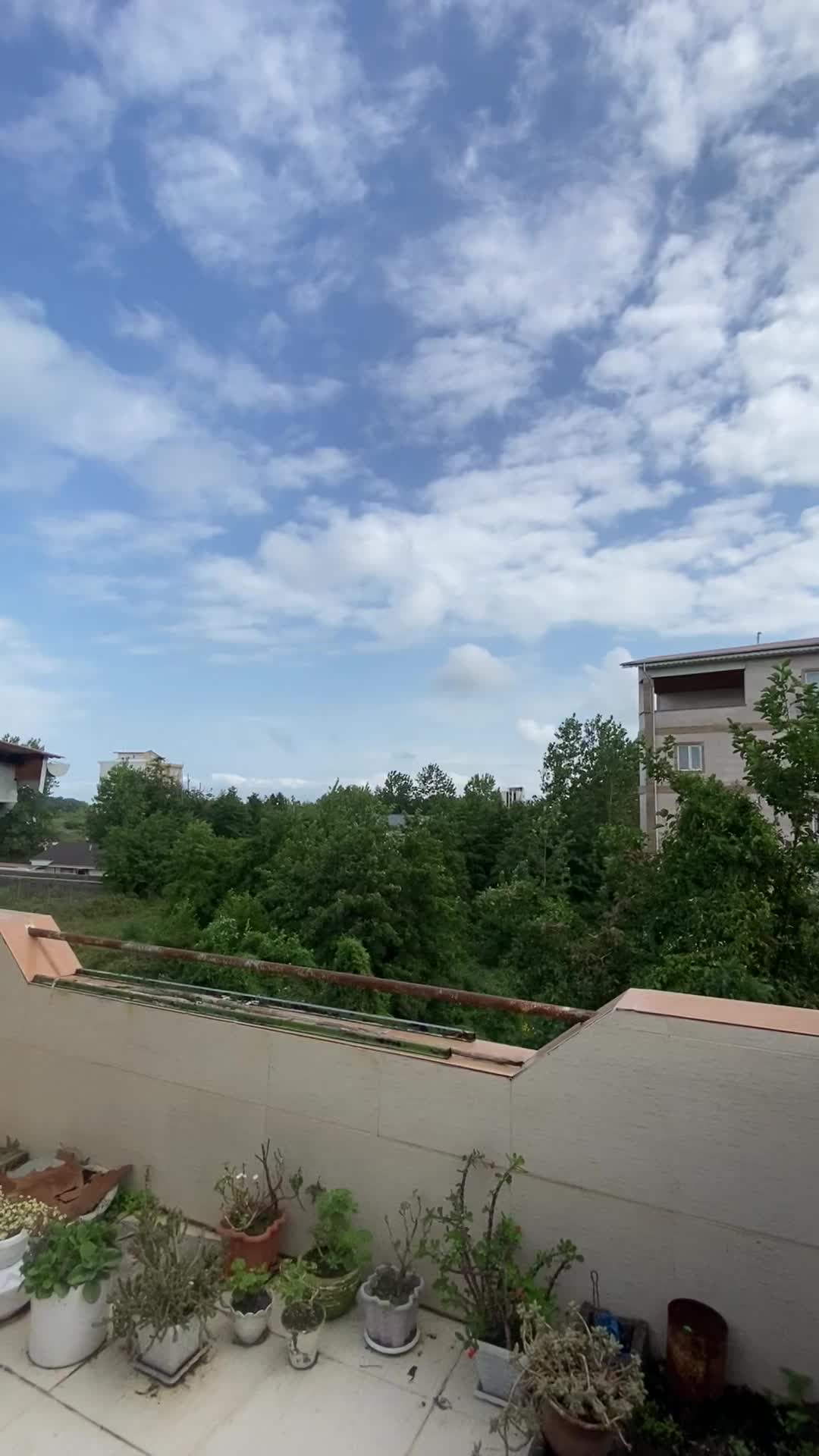 آپارتمان ۷۳ متر /  سه واحدی / روف دار / قلب کیاشهر|فروش آپارتمان|کیاشهر, |دیوار