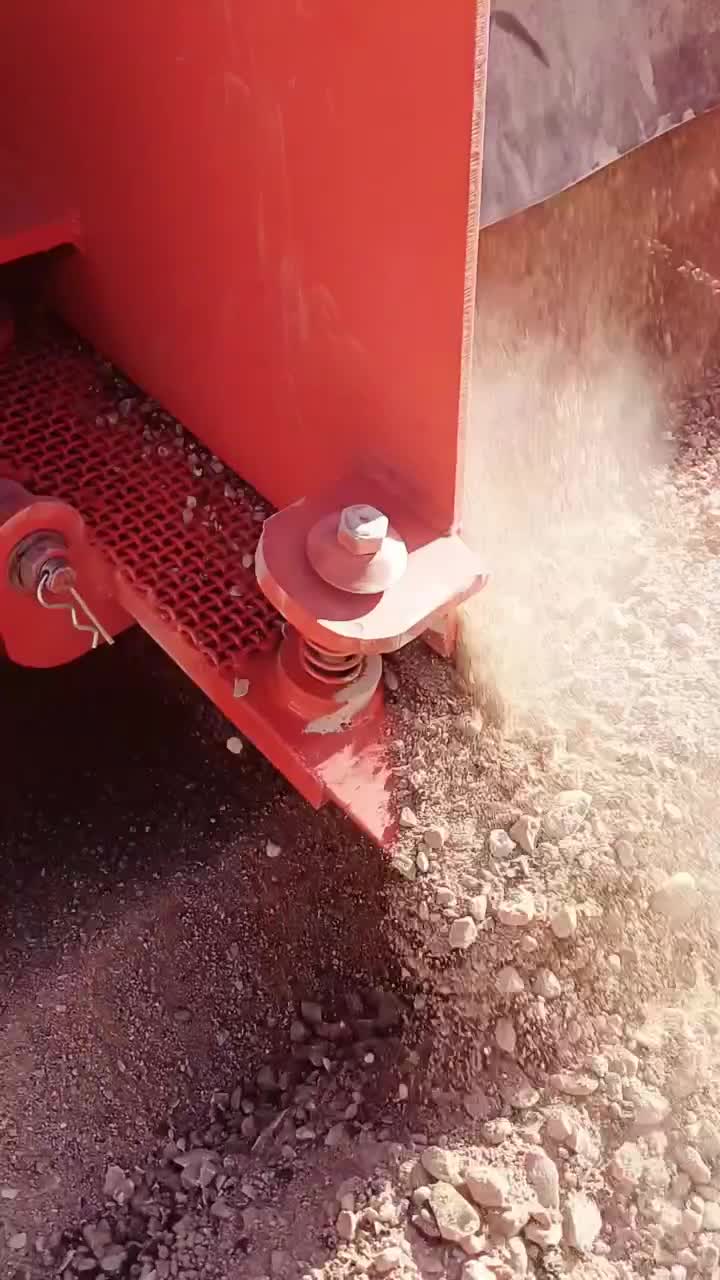 ترنچر خراسان بزرگ دارای سرند فروش اقساطی|خدمات پیشه و مهارت|سراب میمه, |دیوار