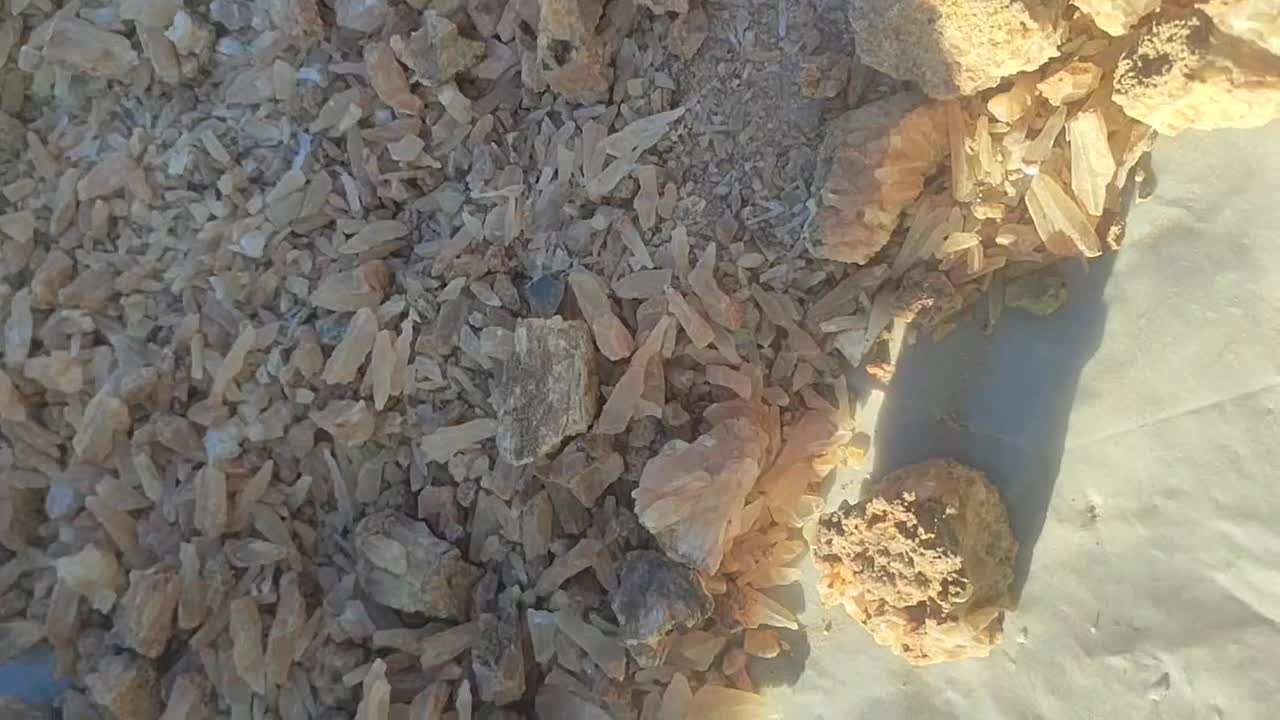 سنگ کوارتز|جواهرات|سراوان, |دیوار