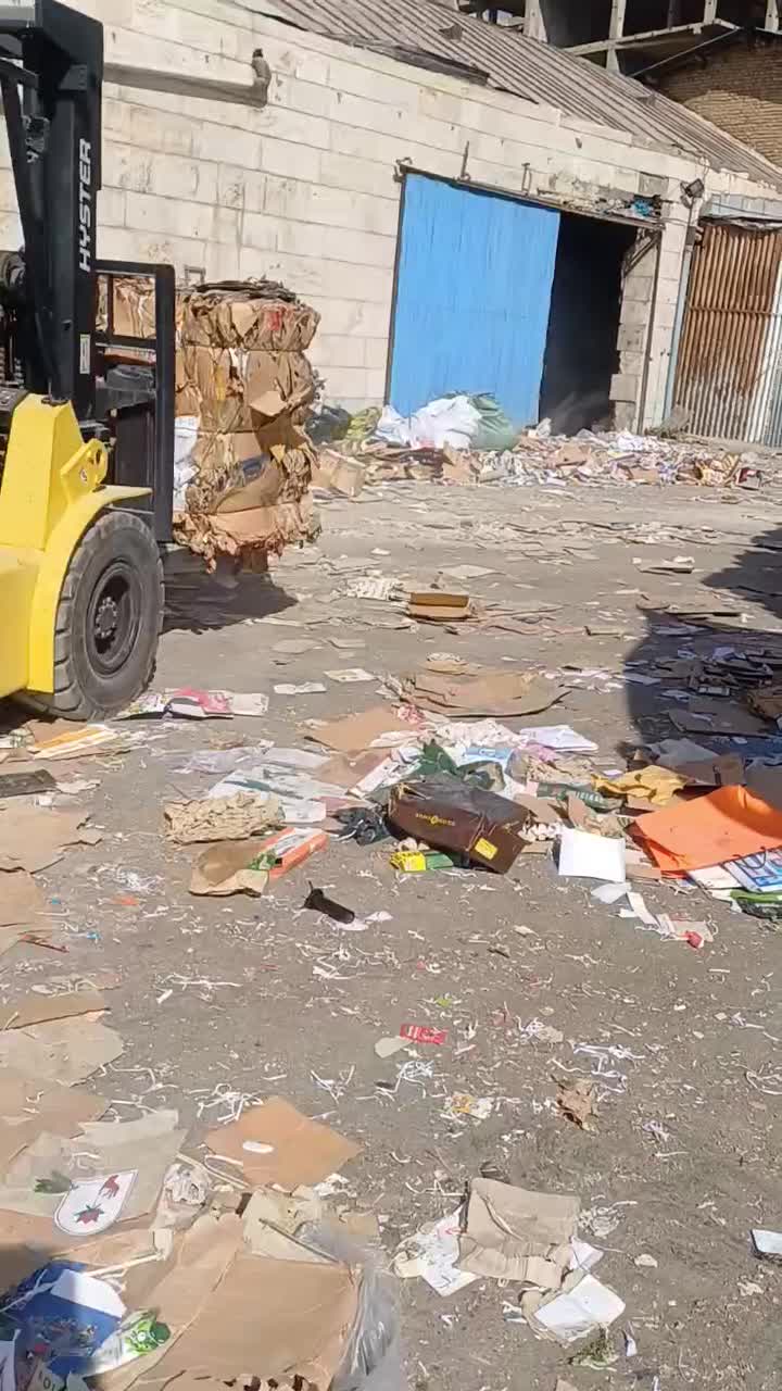 بهترین خریدار و فروشنده کارتن ضایعات،تمام مناطق|عمدهفروشی|تهران, نیروی هوایی (پیروزی)|دیوار