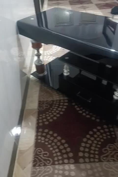 کاملا بی عیب|میز تلویزیون|بانه, |دیوار