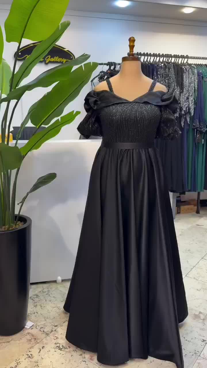 لباس مجلسی|لباس|سورک, |دیوار