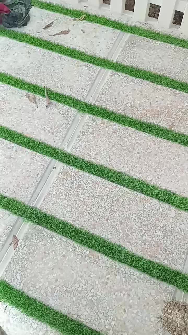 نصب کاشی و سرامیک کاشیکار خورده کاری بندکشی با دقت|خدمات پیشه و مهارت|رشت, استقامت ۲|دیوار