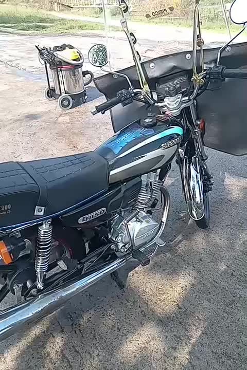 موتور هوندا ۱۵۰ انژوکتوری ۴۰۲ در حد|موتورسیکلت|رشت, استقامت ۱|دیوار