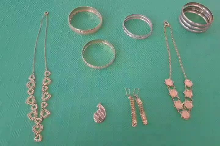 طلا به قیمت تابلو کلی یکجا فروخته می شود|جواهرات|قزوین, |دیوار