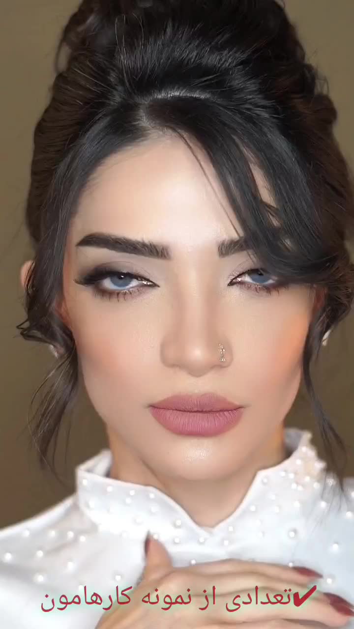 میکاپ و شنیون تخصصی VIP با تخفیف ویژه تا ۳۰ آبان|خدمات آرایشگری و زیبایی|لاهیجان, قیام|دیوار